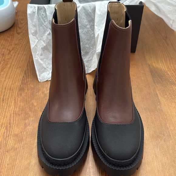 COACH Chelsea Boot - Picture 9 of 13